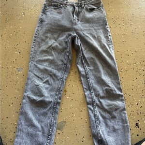 Topshop Straight-Leg Women's Jeans in Light Gray Wash